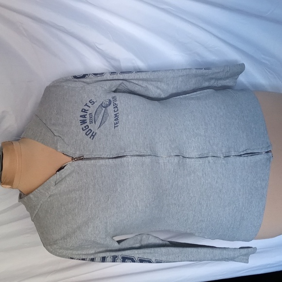 Harry Potter Hogwarts hoodie secret team captain size medium lightweight hoodie - Picture 1 of 7